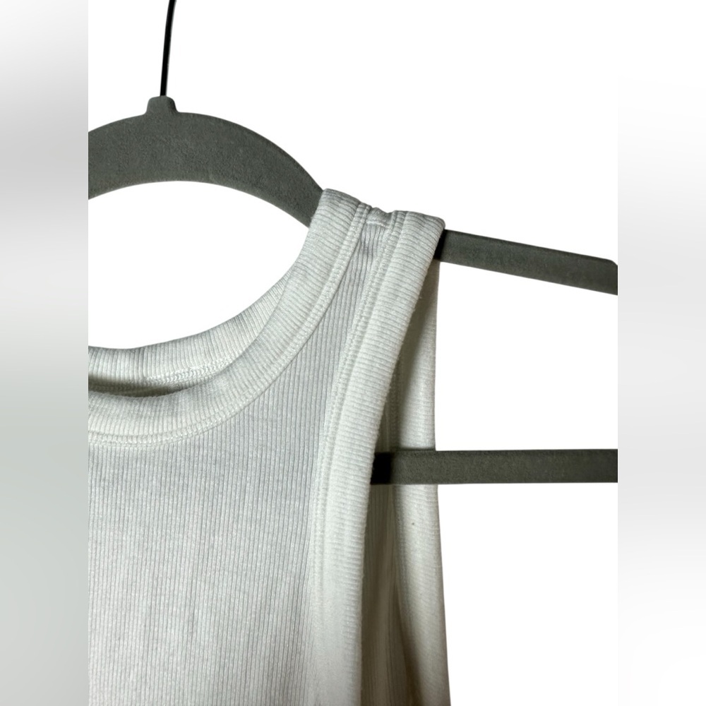 Lululemon Hold Tight Crop Tank Top White Ribbed Size 4 / Small - Picture 6 of 7